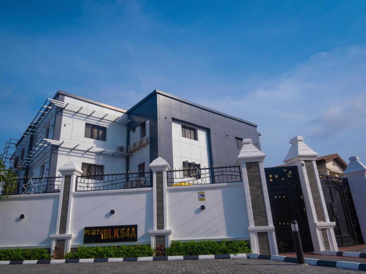 Pasadena Suites Lekki Exterior photo